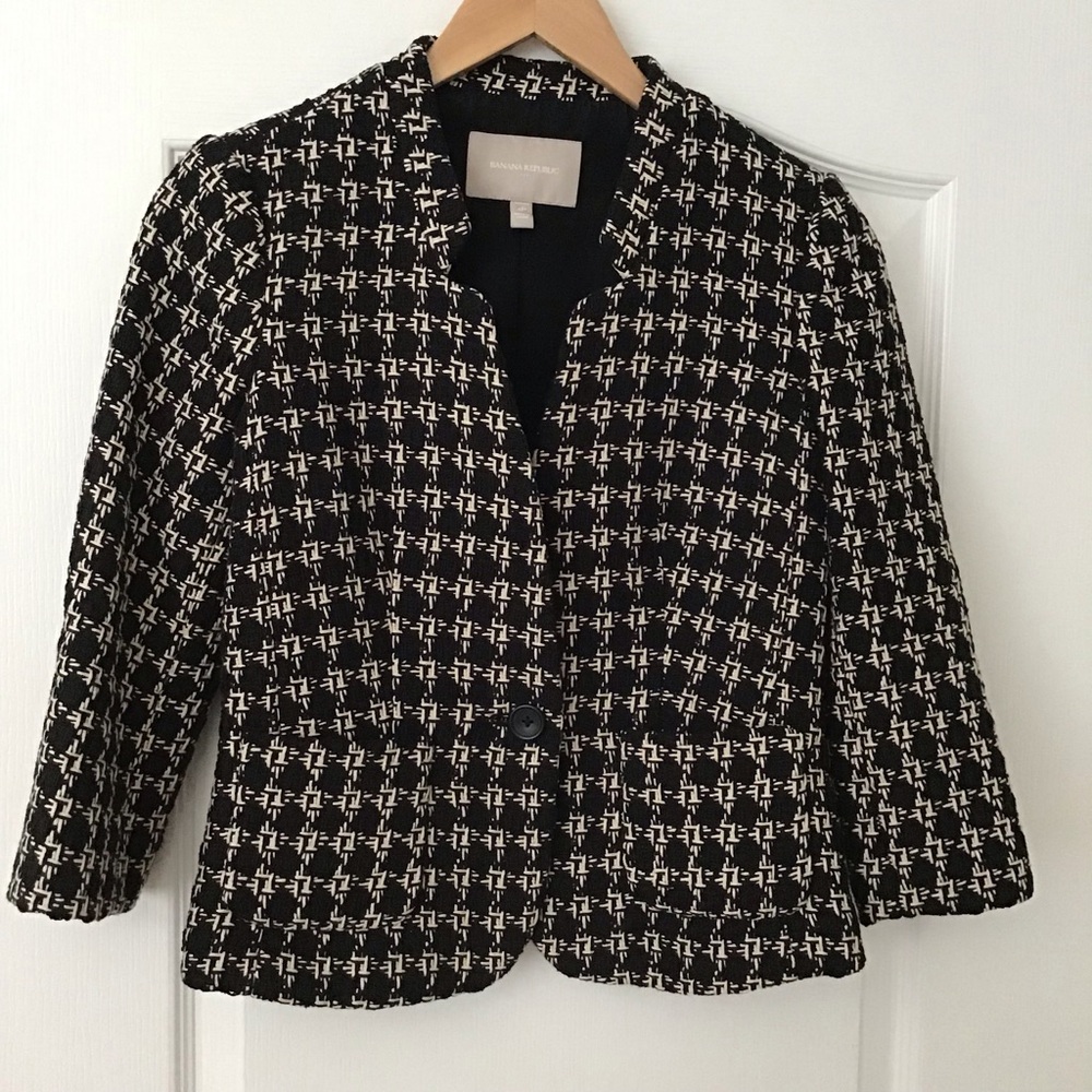 (Like New) Banana Republic Tweed Jacket